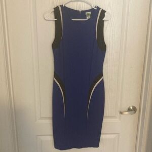 Elegant Blue and Black Sleeveless Dress